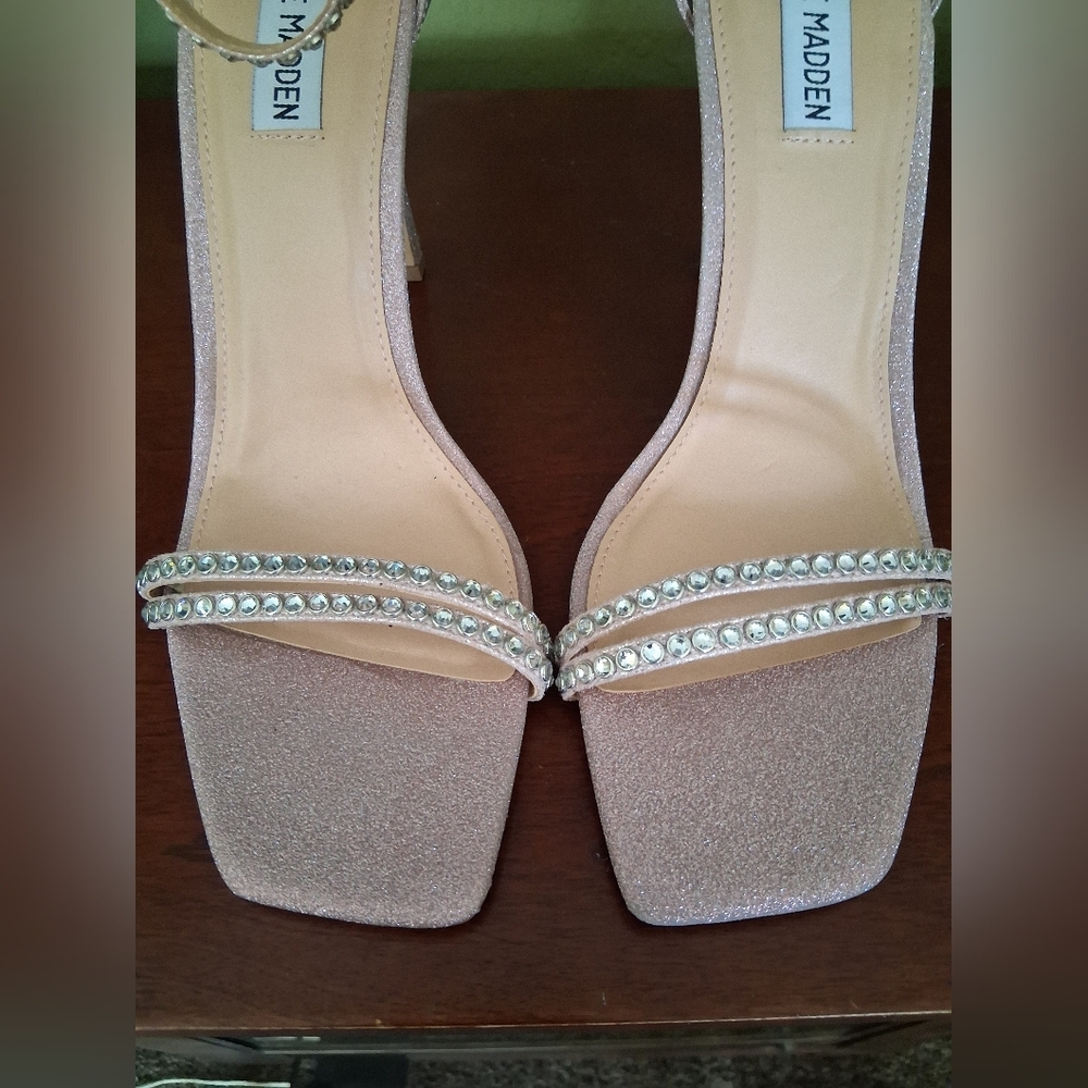 Steve Madden Collette Heeled Sandals. - Picture 3 of 11